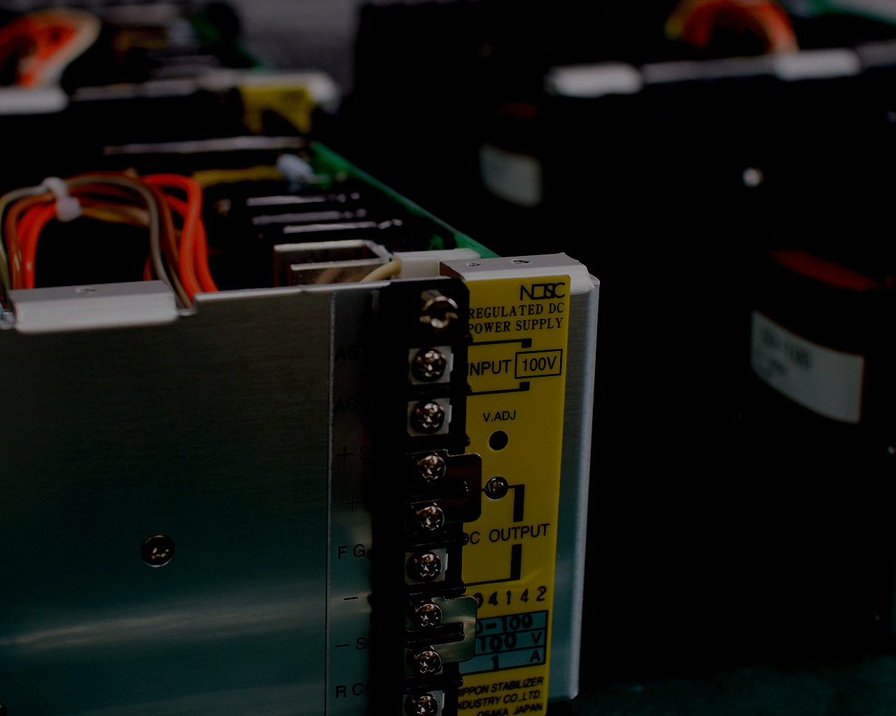製品紹介｜直流電源、交流電源、電源装置の日本スタビライザー工業株式会社